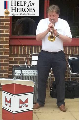 Ian busking
